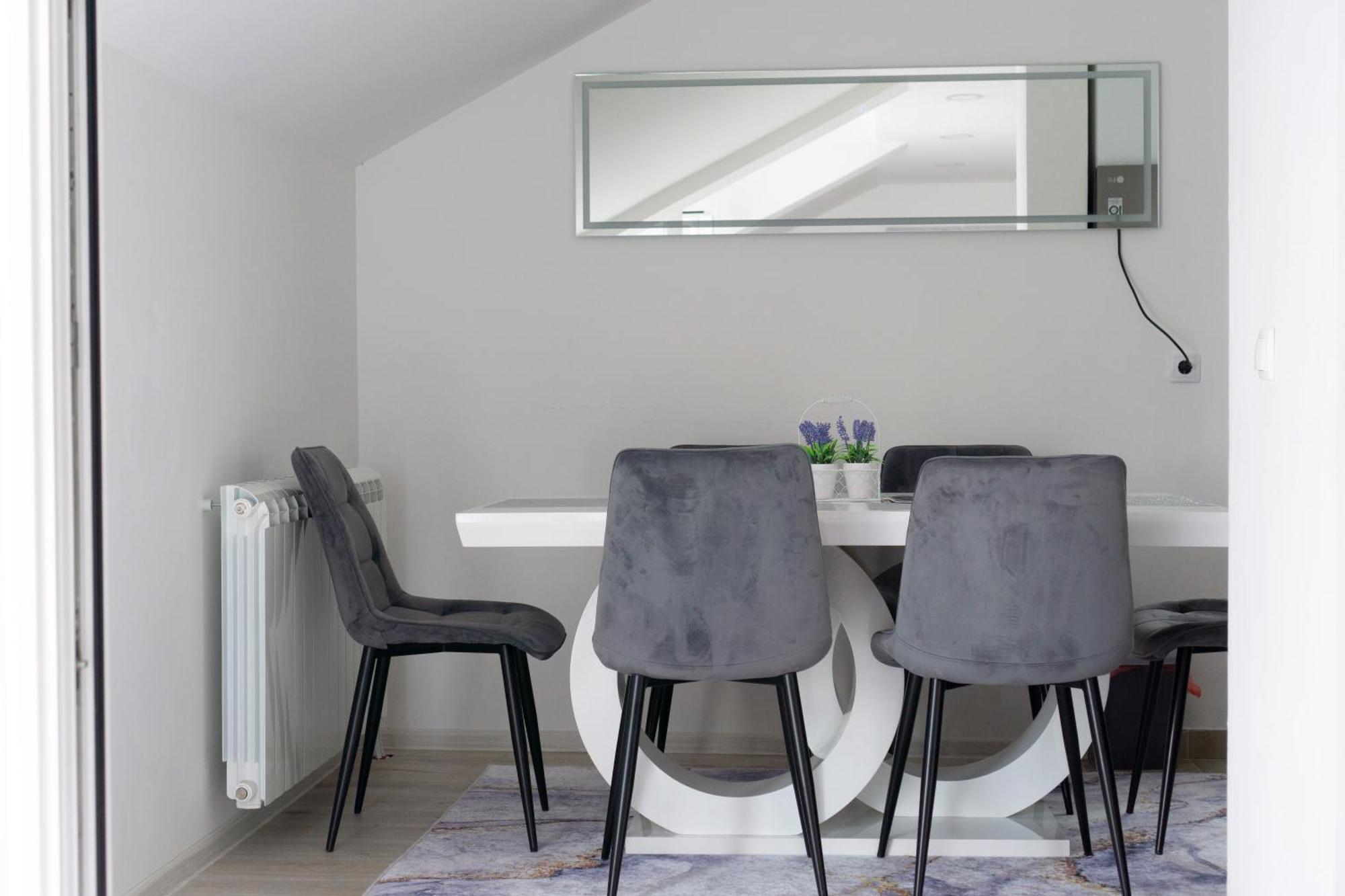 Luxury Apartments Milicevic トレビニエ エクステリア 写真